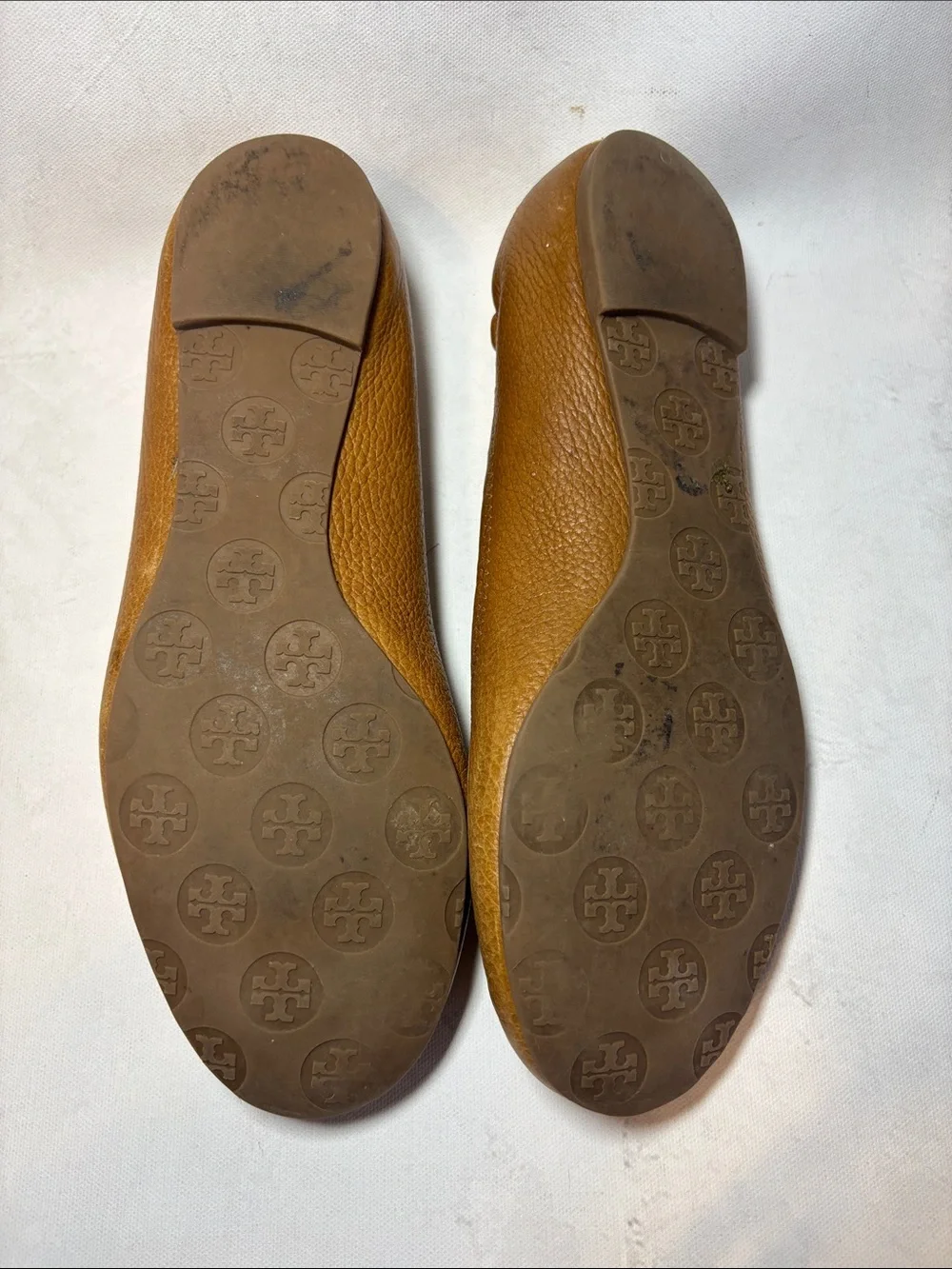 Tory Burch Cognac Tan Leather Logo Ballet Flats, size 9
